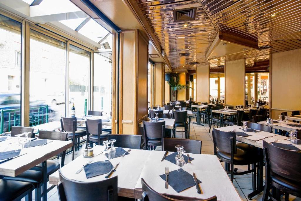 Le Val D'Or & Le Theatre Hotel Suresnes Ngoại thất bức ảnh